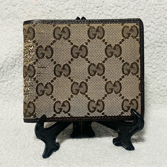 Gucci Canvas Monogram Bifold Wallet - Picture 12 of 12